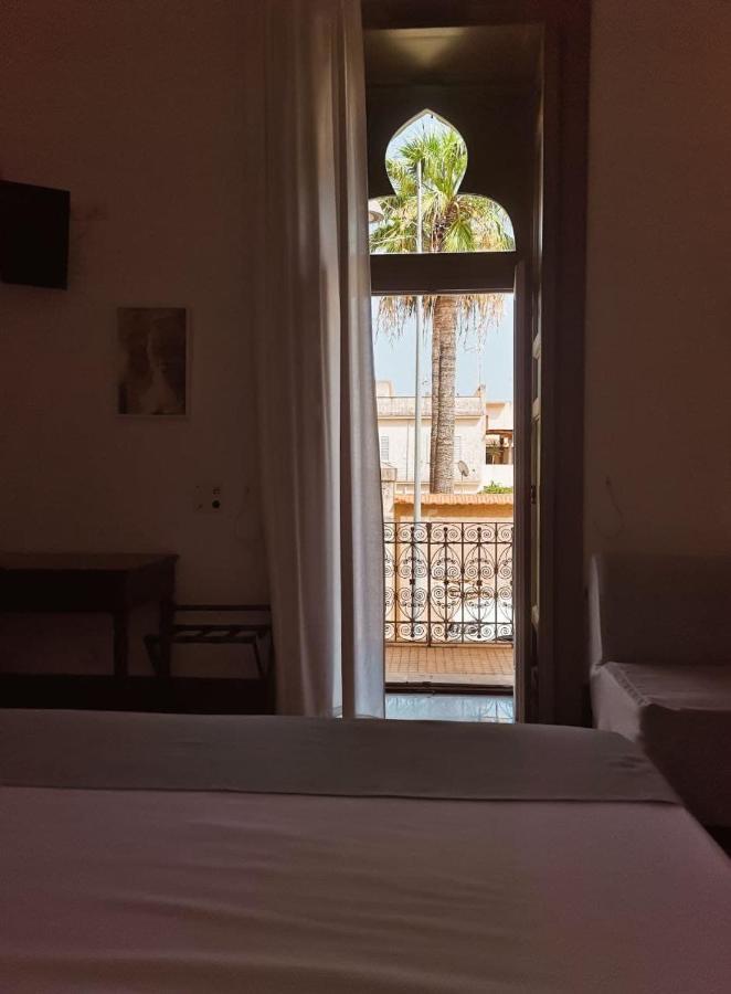 La Moresca Hotel Марина ди Рагуса Екстериор снимка